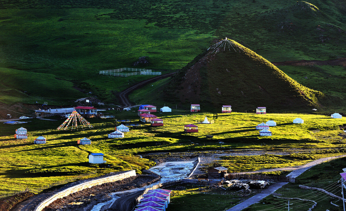 langmusi town (1).jpg