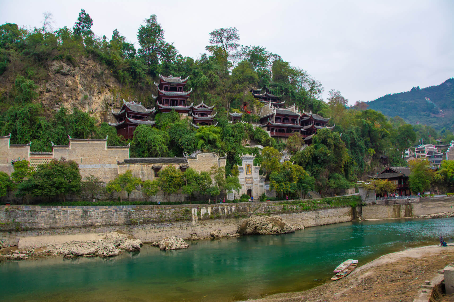 Zhenyuan Qinglong Cave.jpg