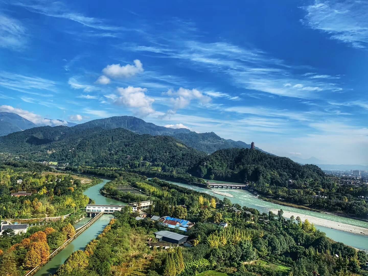 Dujiangyan Irrigation System 1 (1).jpg