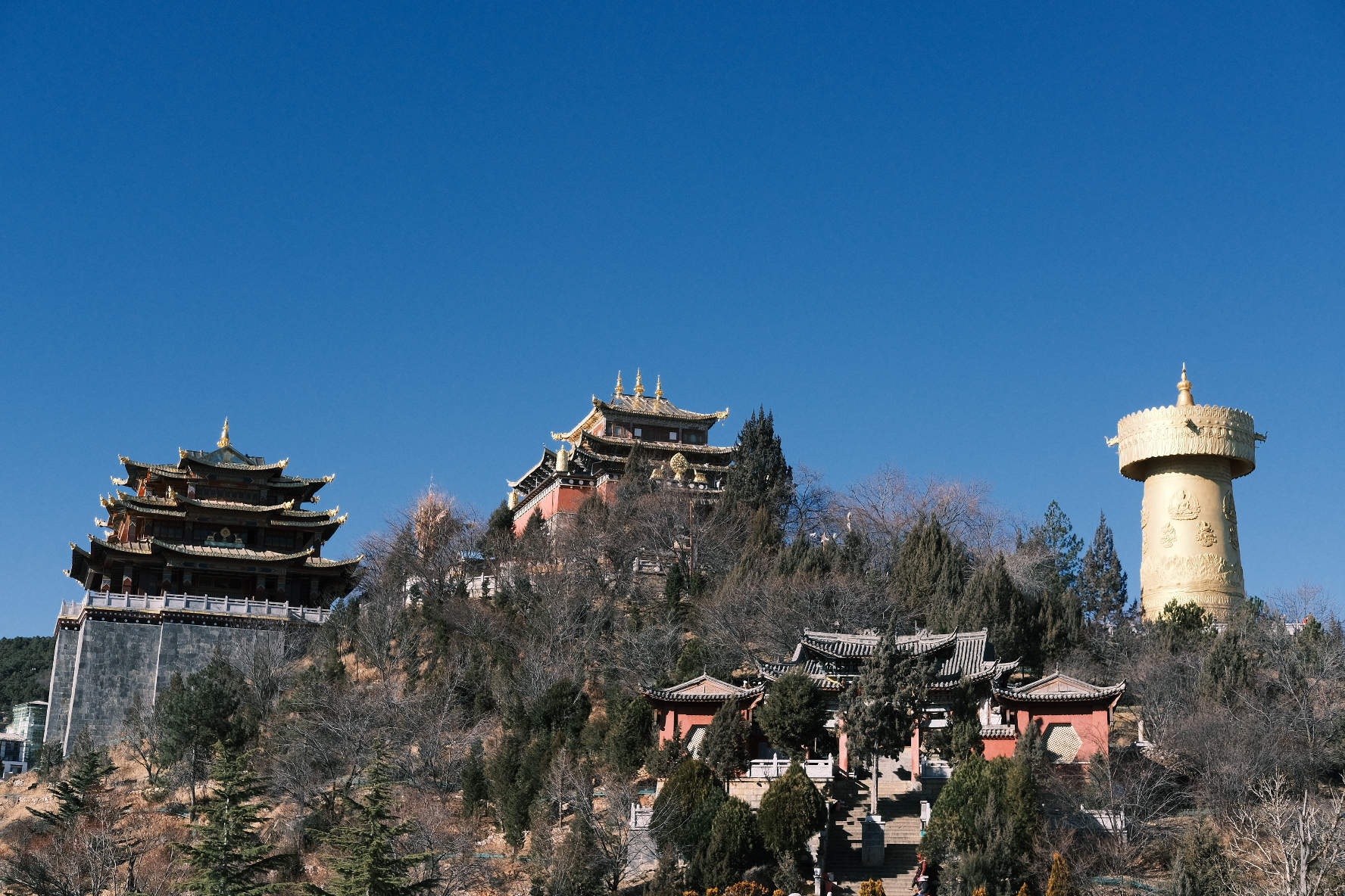 Dukezong Ancient Town 2.jpg