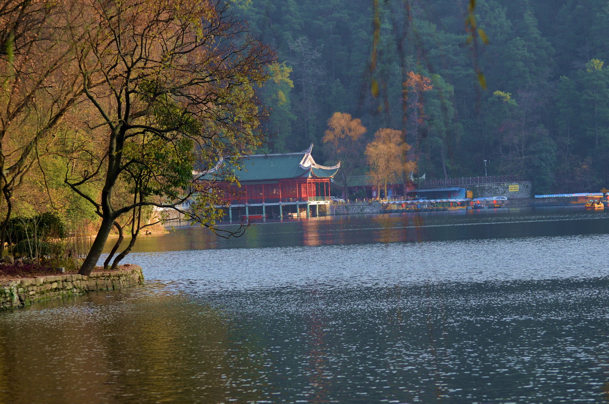 Qianling Hill Park.jpg