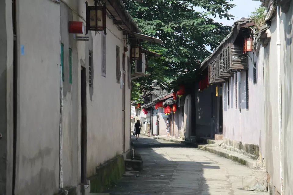 Langzhong Ancient Town 3.jpg