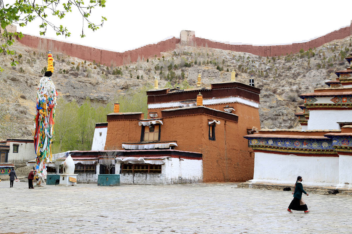 Palcho Monastery.jpg