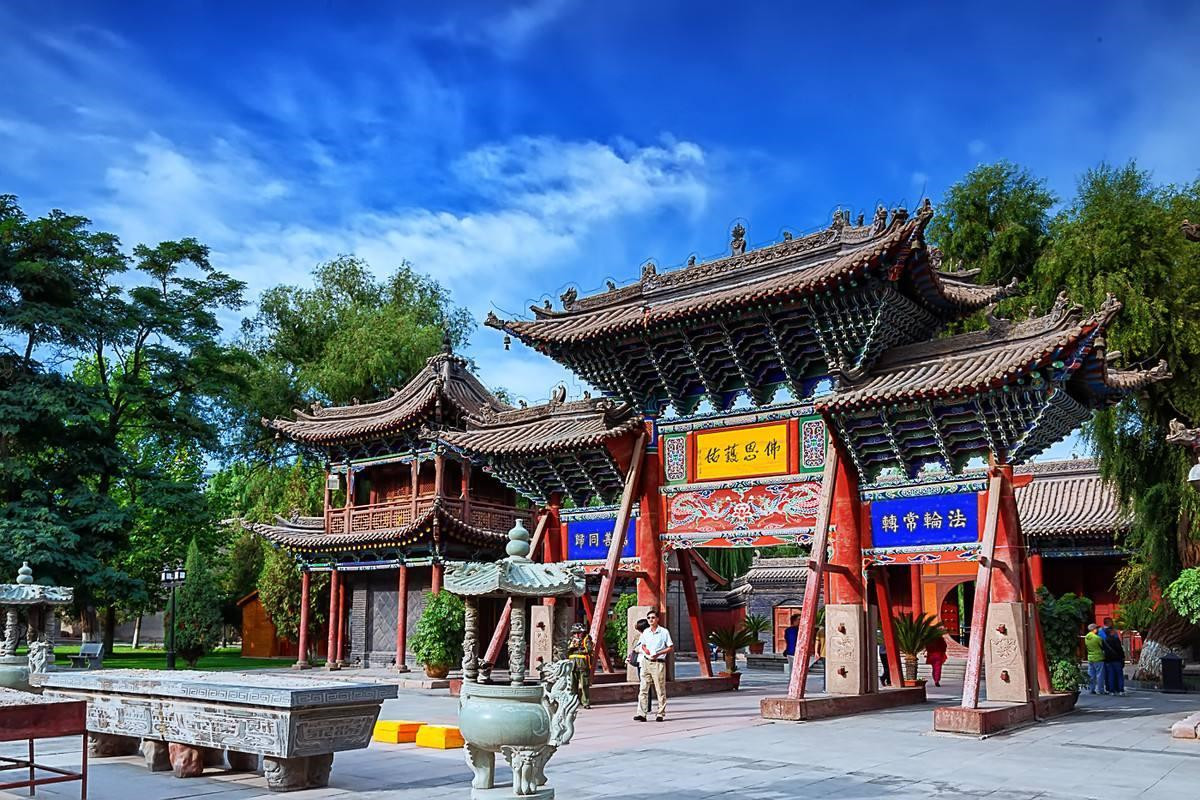Zhangye Giant Temple_.jpg