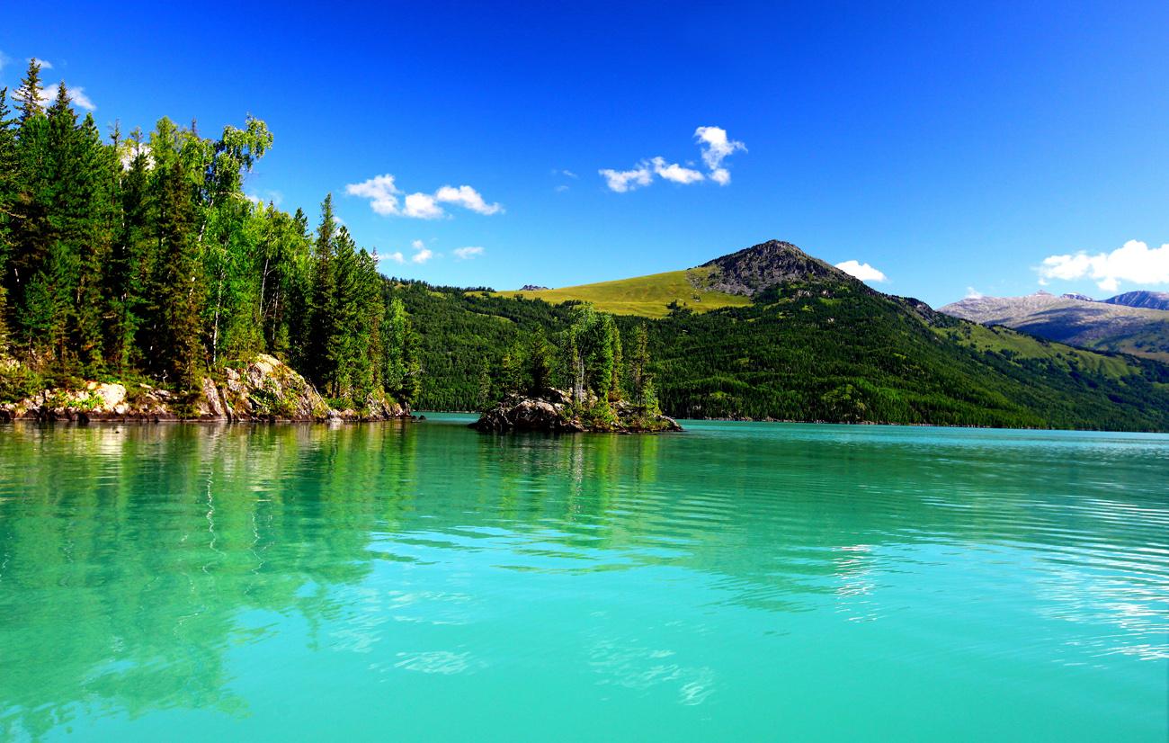 Kanas Lake, a fairy land in North Xinjiang