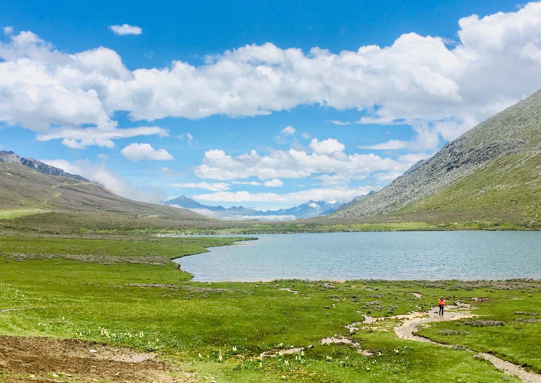 Yala Snow Mountain.jpg