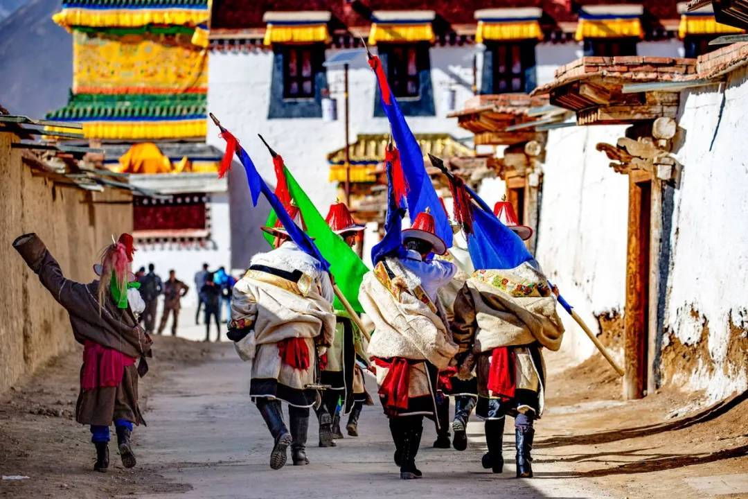 A brief introduction of Huangnan Tibetan Autonomous Prefecture