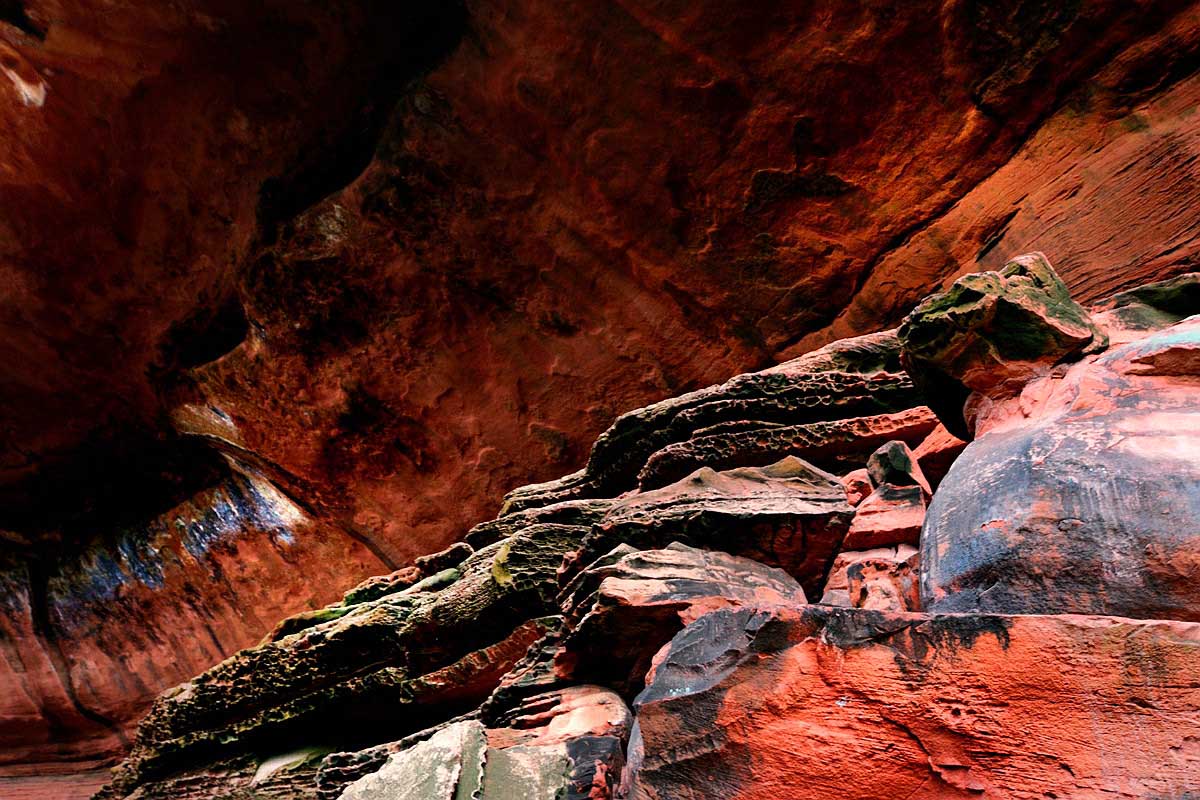 Red Stone&Wild Valley.jpg