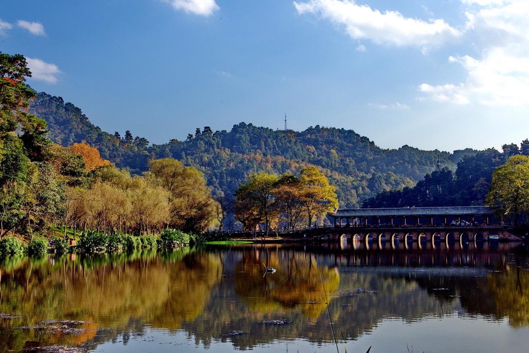 Qianlingshan Park.jpg