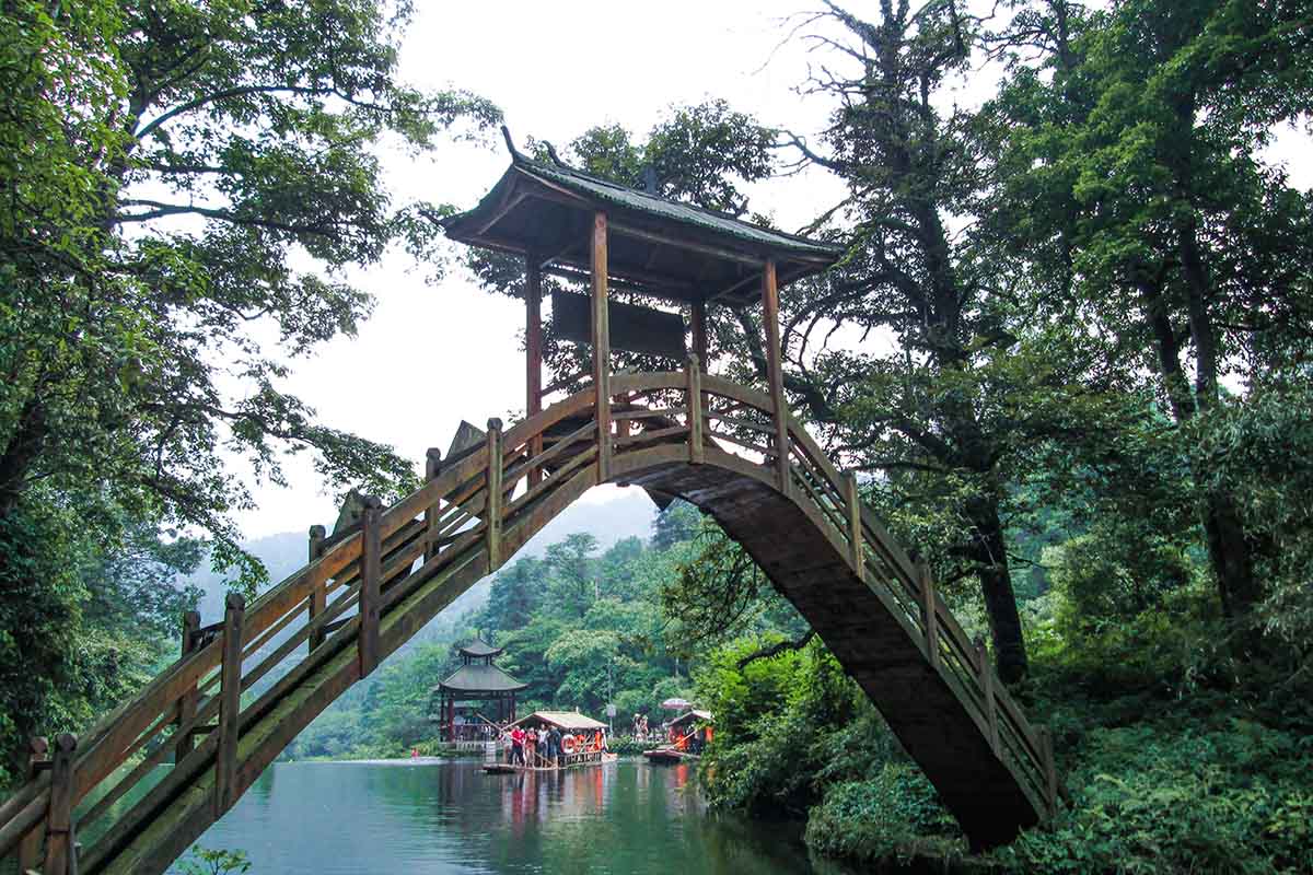 TIANTAI MOUNTAIN.jpg
