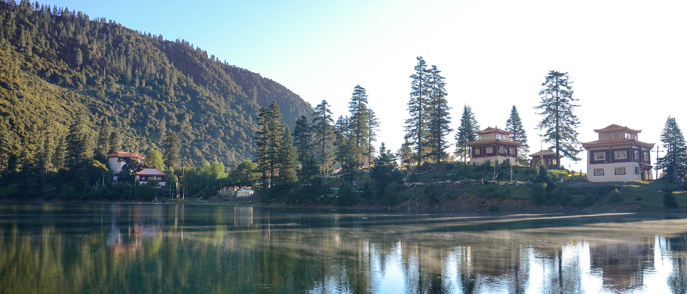 Sichuan Cuoka Lake.jpg