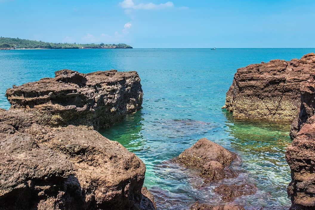 Weizhou Island-min.jpg