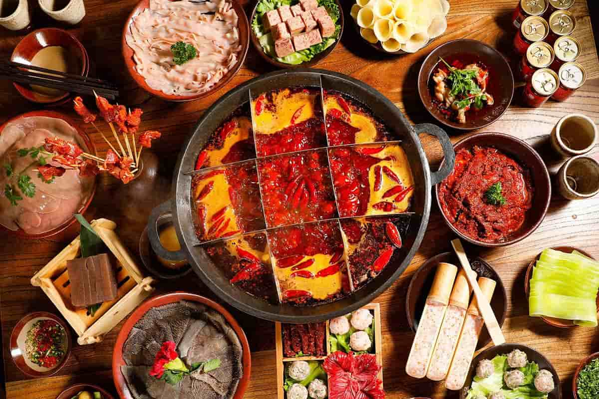 Sichuan Hotpot, the most popular dish in Sichuan